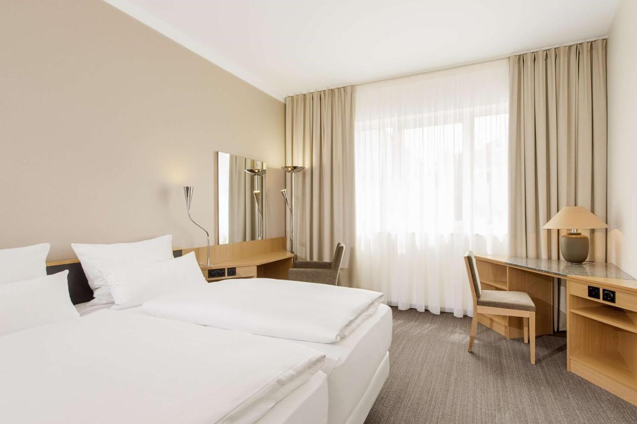 Hotel NH München Messe Exterior foto