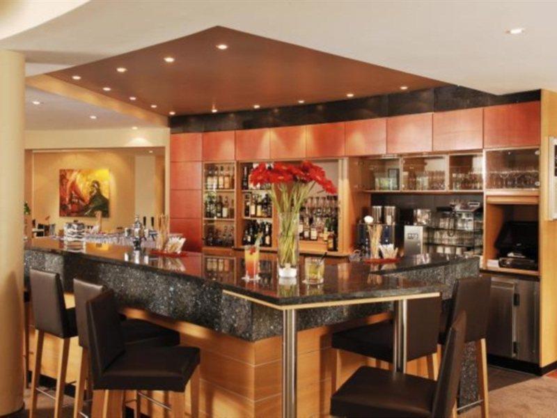 Hotel NH München Messe Restaurante foto